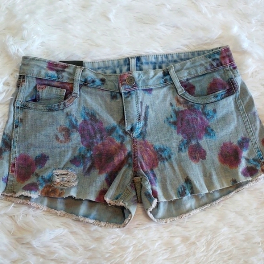BLEULAB reversible shorts, size 26